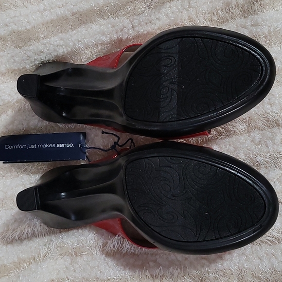 NEW High Heel Sandals Red Patent Open Toe Sole Sense Ability Pad Croft Barrow 6 - Picture 6 of 16